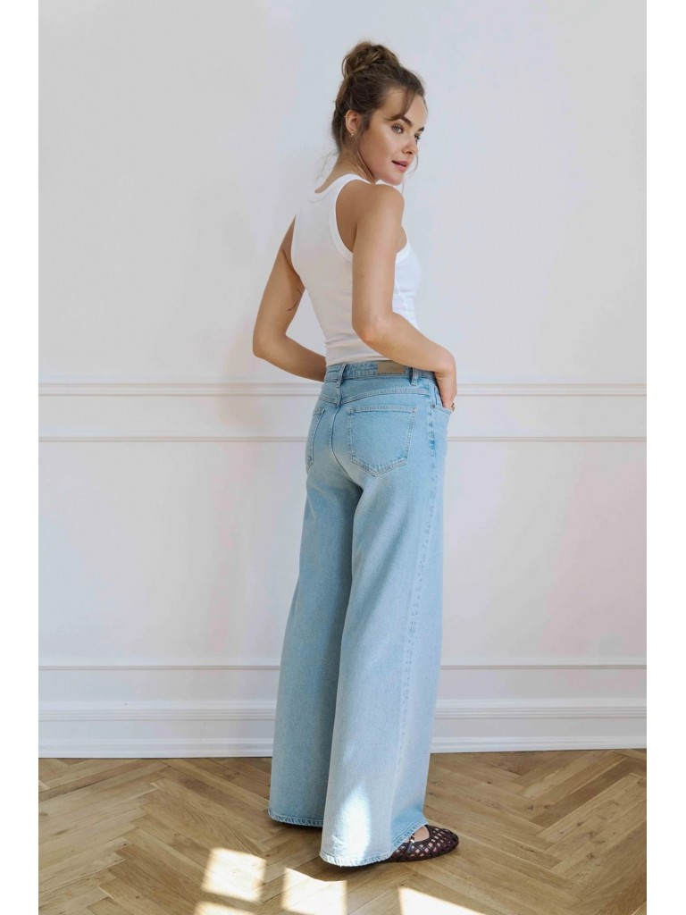 Jean&nbsp;706674